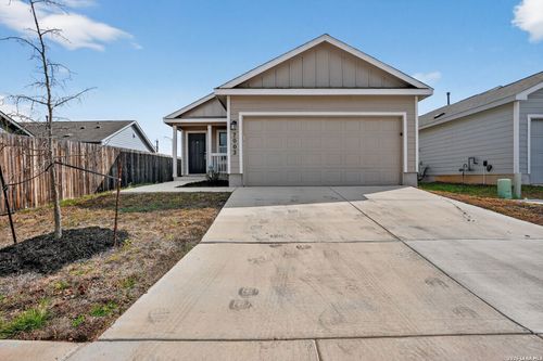 7002 Satellite Way, San Antonio, TX, 78252-4677 | Card Image