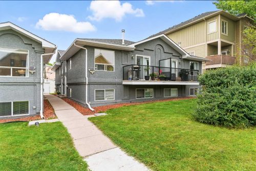2-2207 28 St Sw, Calgary, AB, T3E2H5 | Card Image