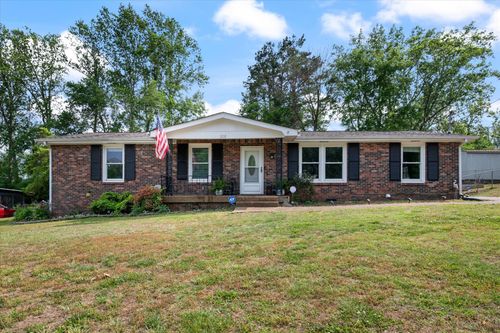 208 Bass Dr, Mount Juliet, TN, 37122-2523 | Card Image