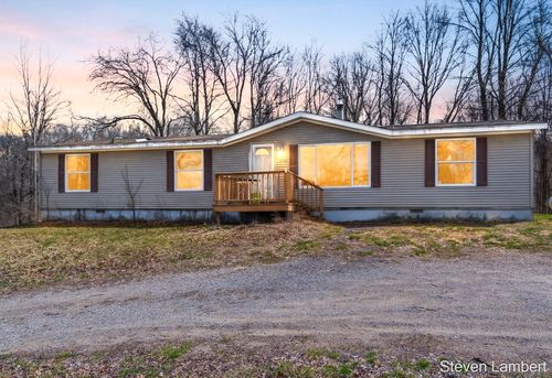 762 Dollies Ln, Hastings, MI, 49058-7401 | Card Image