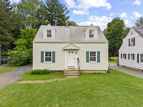 240 Barbara Rd, Middletown, CT, 06457-2405 | Card Image