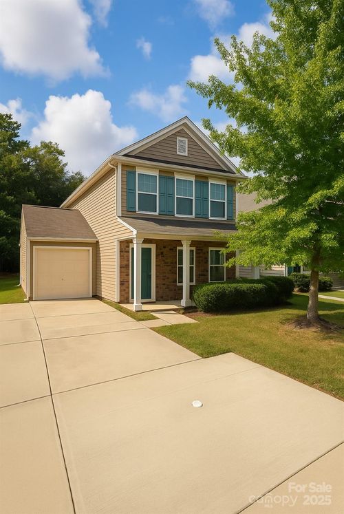 346 Cornielle Ln, Charlotte, NC, 28216-3471 | Card Image