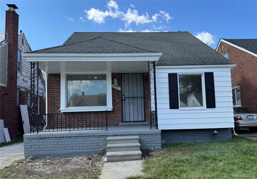 19395 Fairport St, Detroit, MI, 48205-2272 | Card Image