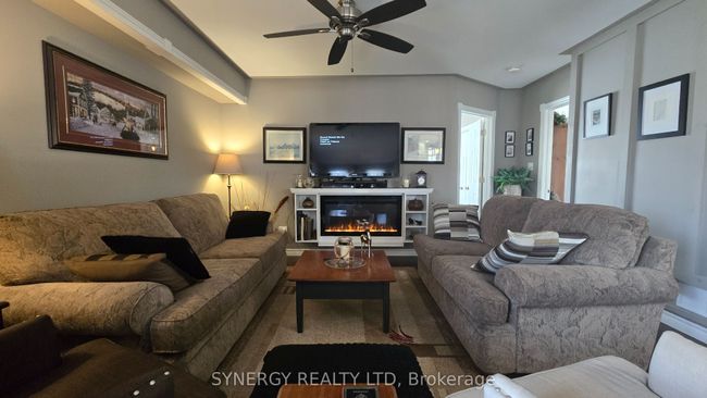 7953 Railroad Line, House other with 3 bedrooms, 2 bathrooms and 6 parking in Alvinston ON | Image 15