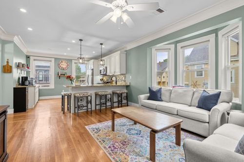 2-33 Cohasset St, Boston, MA, 02131-3012 | Card Image