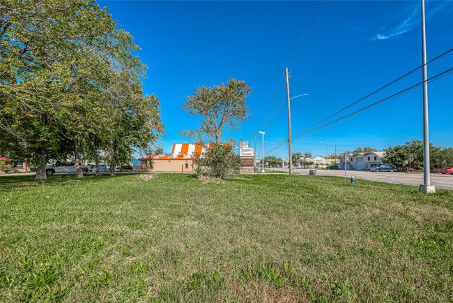 2436 - 2422 S Main St, Home with 0 bedrooms, 0 bathrooms and null parking in Pearland TX | Image 9