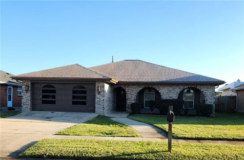 2213 Stall Dr, Harvey, LA, 70058-1321 | Card Image