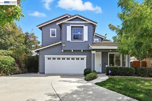 38393 Amaryllis Pl, Newark, CA, 94560-4602 | Card Image
