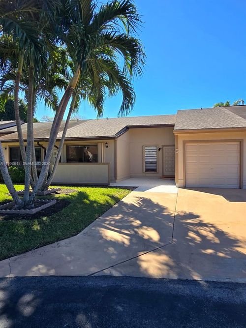 5-5 Rogart Cir, Boynton Beach, FL, 33426-8113 | Card Image