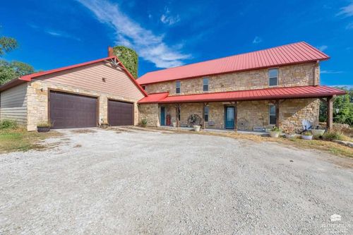 41318 K99 Hwy, Wamego, KS, 66547-8064 | Card Image