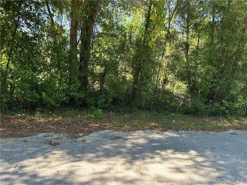 1875 N Scenic Way, Crystal River, FL, 34429-7648 | Card Image