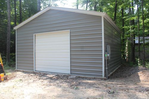 14573 Old Grade Rd, Thompsonville, MI, 49683-9211 | Card Image