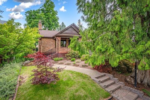 1213 W 20th Ave, Spokane, WA, 99203-1148 | Card Image
