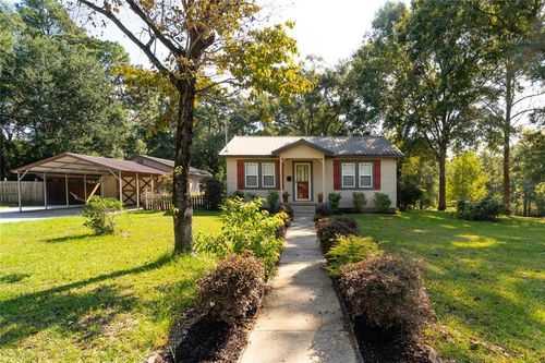 202 Forest St, Chickasaw, AL, 36611-1212 | Card Image