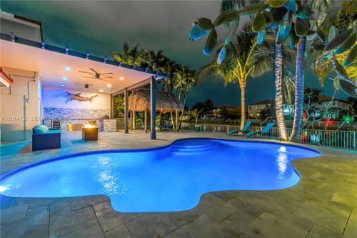 1080 Nw 192nd Ave, Pembroke Pines, FL, 33029-2923 | Card Image