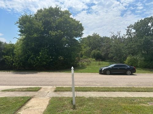 4113 Mcfarland Dr, College Station, TX, 77845-4077 | Card Image