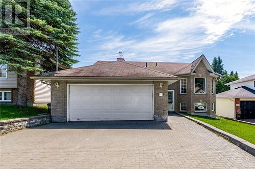911 Elliott Ave, Sudbury, ON, P3E6J5 | Card Image