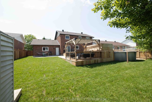 47 Lapointe Blvd, House other with 5 bedrooms, 4 bathrooms and 4 parking in Embrun ON | Image 9