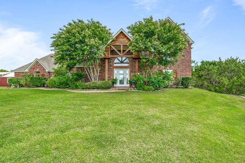 305 Blue Marlin Dr, Bluff Dale, TX, 76433-4285 | Card Image