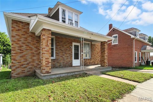 407 E 5th St, Washington, MO, 63090-2810 | Card Image