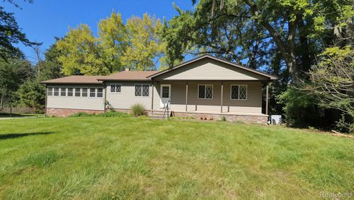 10026 Stinchfield Woods Road, Dexter Township, MI, 48169 | Card Image