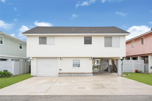 1227 Sailfish St, Hitchcock, TX, 77563-2716 | Card Image