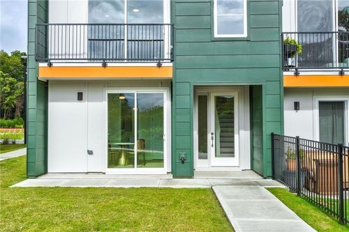 32-2029 Memorial Dr Se, Atlanta, GA, 30317-2506 | Card Image