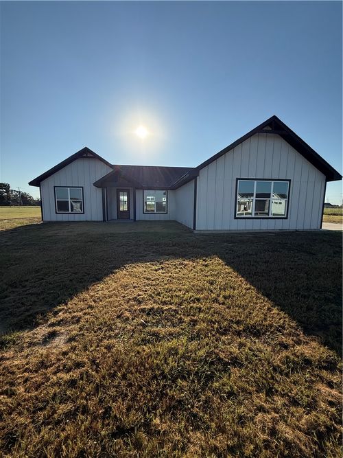 16682 Kelton Ln, Iola, TX, 77861-1424 | Card Image