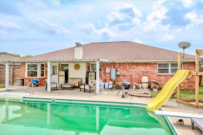 391 Roberts Ave, House other with 3 bedrooms, 2 bathrooms and null parking in Bridge City TX | Image 26