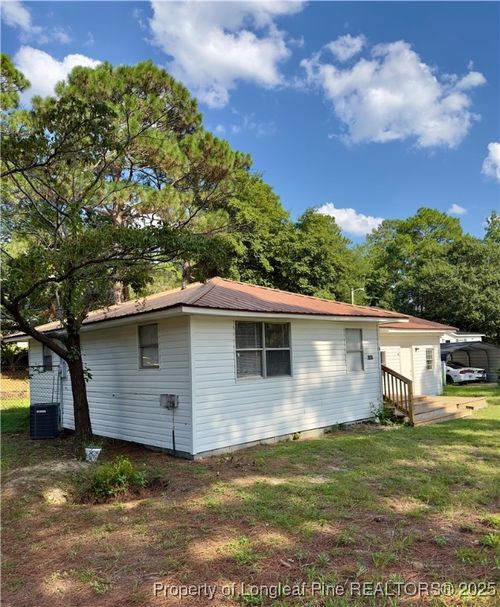 2357 Watson Lake Rd, Fayetteville, NC, 28306-3442 | Card Image