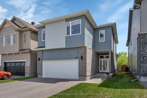 109 Rallidale St, Gloucester, ON, K1X0G7 | Card Image
