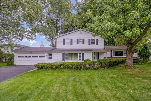 1015 High Vista Trl W, Webster, NY, 14580-1815 | Card Image