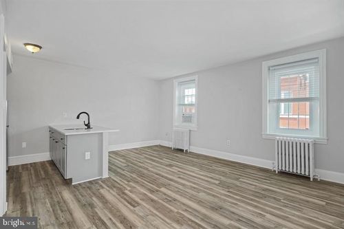 3f-819 S 2nd St, PHILADELPHIA, PA, 19147-3455 | Card Image