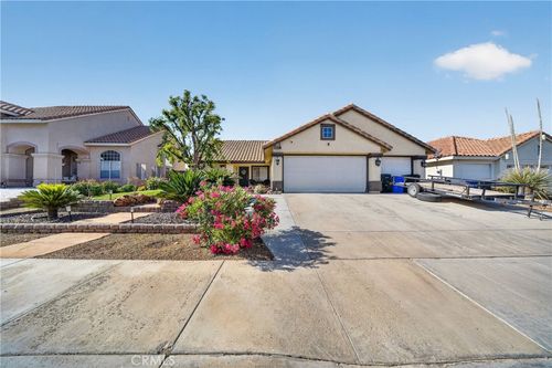 13240 Country Ct, Victorville, CA, 92392 | Card Image