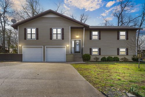 25540 Fox Woods Cir, Shell Knob, MO, 65747-7674 | Card Image