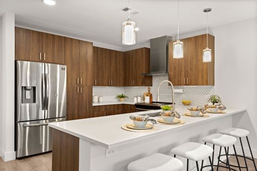 306-2213 Poquito St, Austin, TX, 78722-2465 | Card Image
