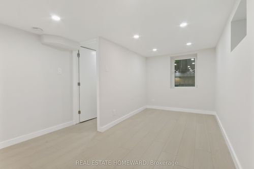 lower-486 Delaware Ave, Toronto, ON, M6H2T9 | Card Image