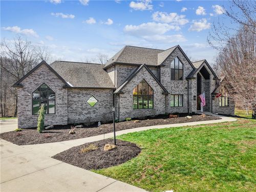 421 Lenox Ct, Gibsonia, PA, 15044-6211 | Card Image