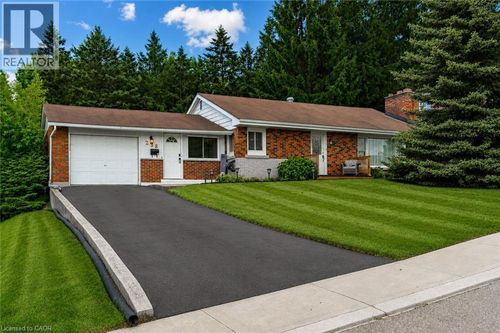 238 Catharine St, Woodstock, ON, N4S2K7 | Card Image