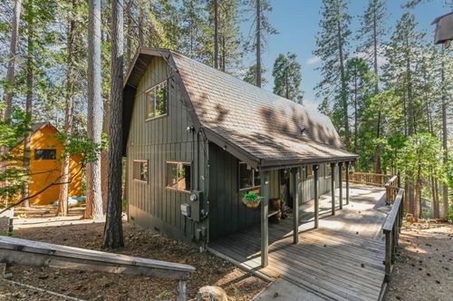 1748 Cypress Point Dr, Arnold, CA, 95223-9650 | Card Image