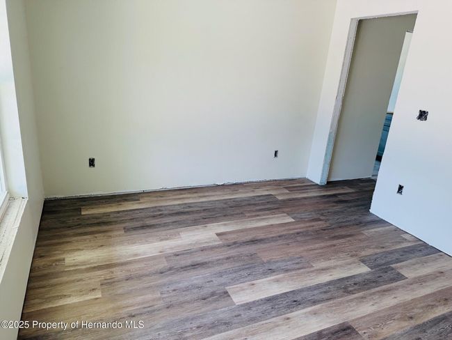 11406 Labrador Duck Rd, House other with 3 bedrooms, 2 bathrooms and null parking in WEEKI WACHEE FL | Image 12