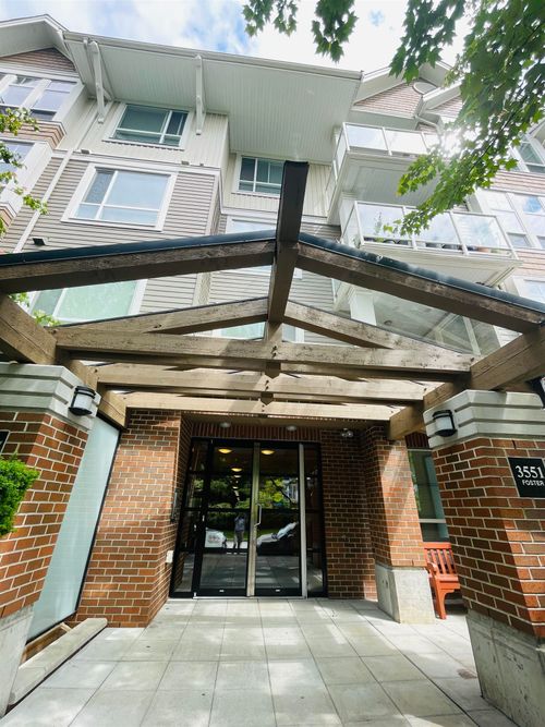 3551 Foster Avenue, Vancouver, BC, V5R0A1 | Card Image