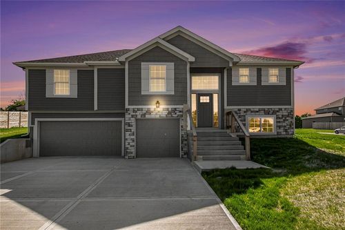 12414 Adam St, Excelsior Springs, MO, 64024 | Card Image