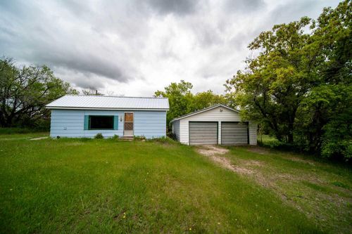 129 Broad St, Metiskow, AB, T0B3A0 | Card Image