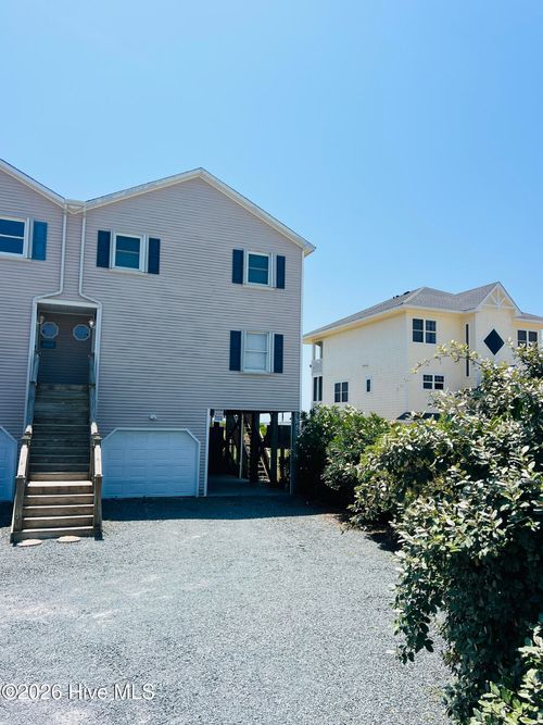 3536 Island Dr, N Topsail Beach, NC, 28460-8202 | Card Image