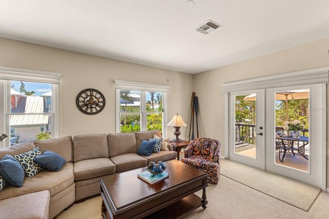 104 77 Th St, House other with 2 bedrooms, 2 bathrooms and null parking in HOLMES BEACH FL | Image 16