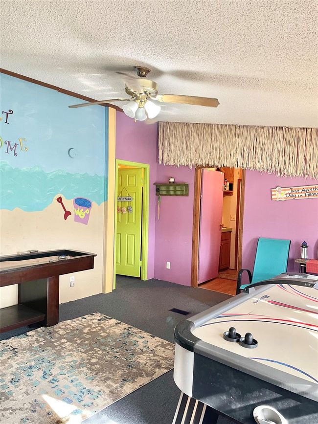 82 Swallow Dr, House other with 5 bedrooms, 3 bathrooms and 2 parking in Palacios TX | Image 9
