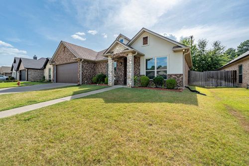 107 Champions, Hallsville, TX, 75650 | Card Image