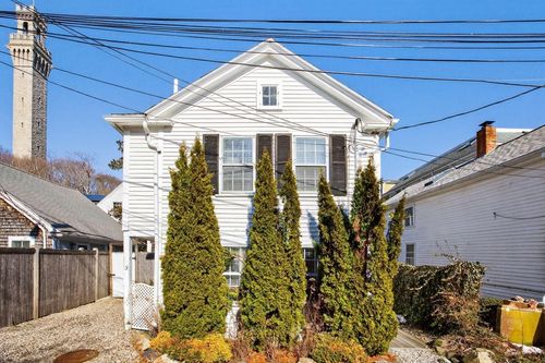 5 Webster Place, Provincetown, MA, 02657 | Card Image