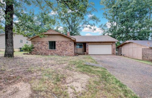 9318 Monique Dr, Little Rock, AR, 72204-4333 | Card Image